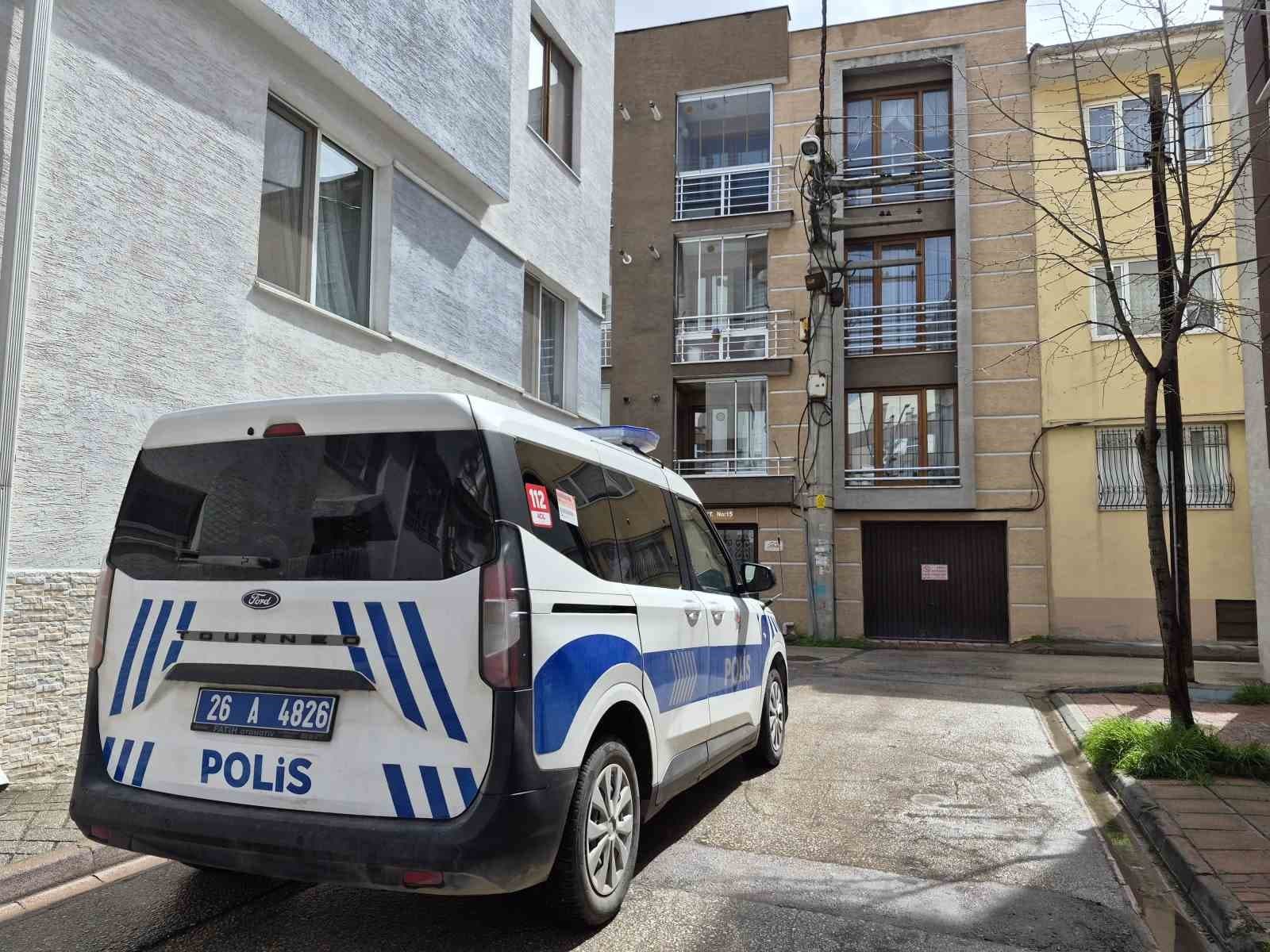 Yakınlarının haber alamadığı şahıs evinde ölü bulundu