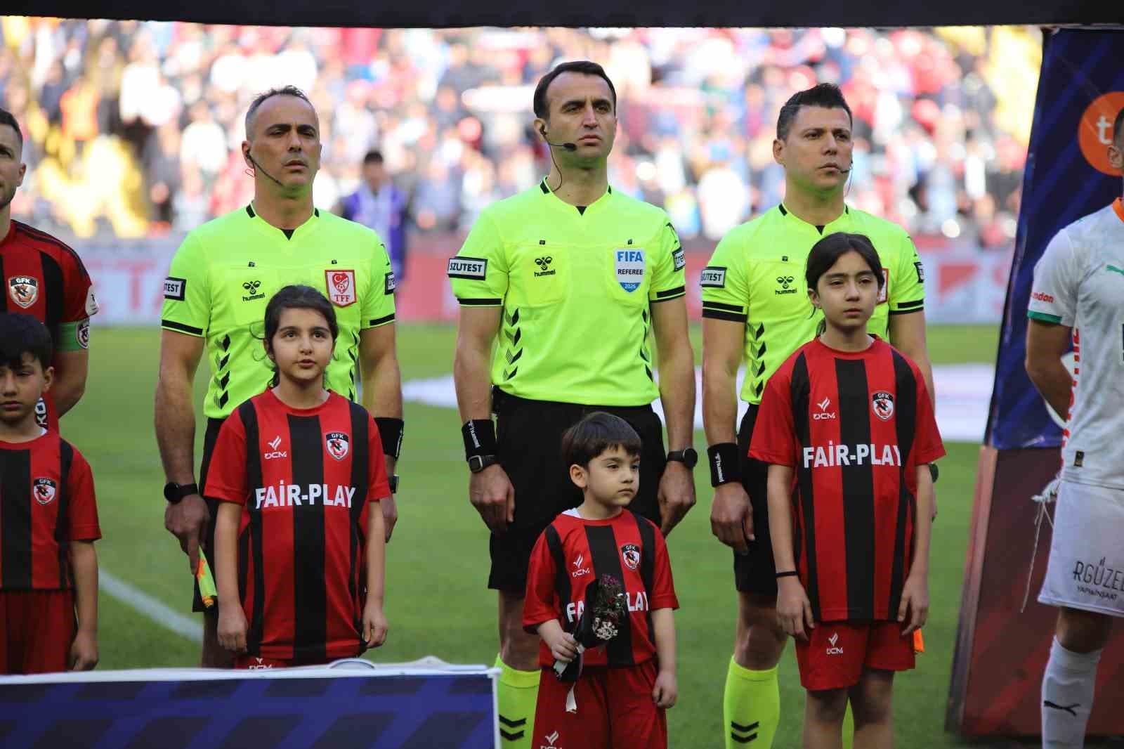Trendyol Süper Lig: Gaziantep FK: 0 - Corendon Alanyaspor: 0 (Maç devam ediyor)