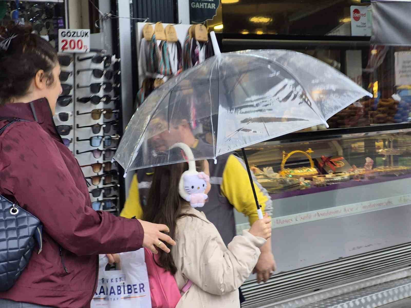 Eskişehir’de yağmur etkisini gösterdi