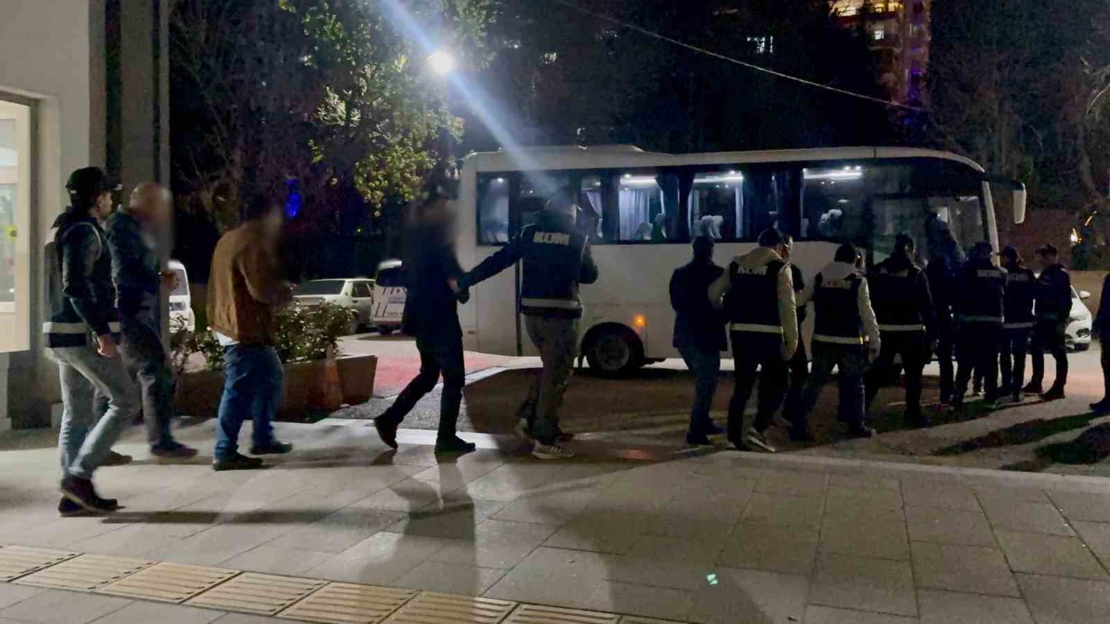 Tokat’ta ehliyet sınavında yapay zekalı "joker aday" operasyonu: 14 tutuklama