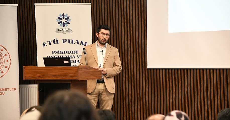 ETÜ’de Dünya Otizm Farkındalık Günü kapsamında konferans düzenlendi