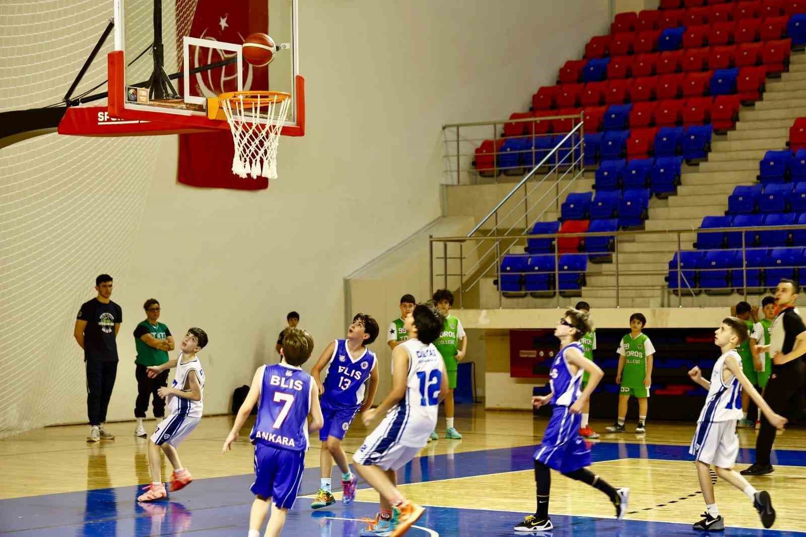 Küçükler Basketbol Grup Müsabakaları heyecan sona erdi