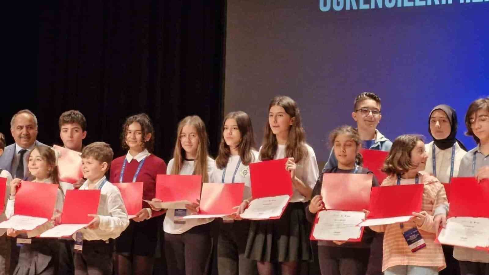 Burhaniyeli öğrenciler bölge üçüncüsü oldular