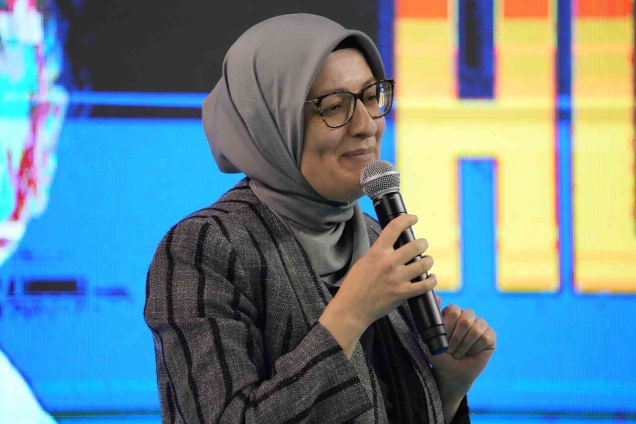 AK Parti genel Başkan Yardımcısı Uygur: "Uluslararası siyasette yön veren bir ülke haline geldik"