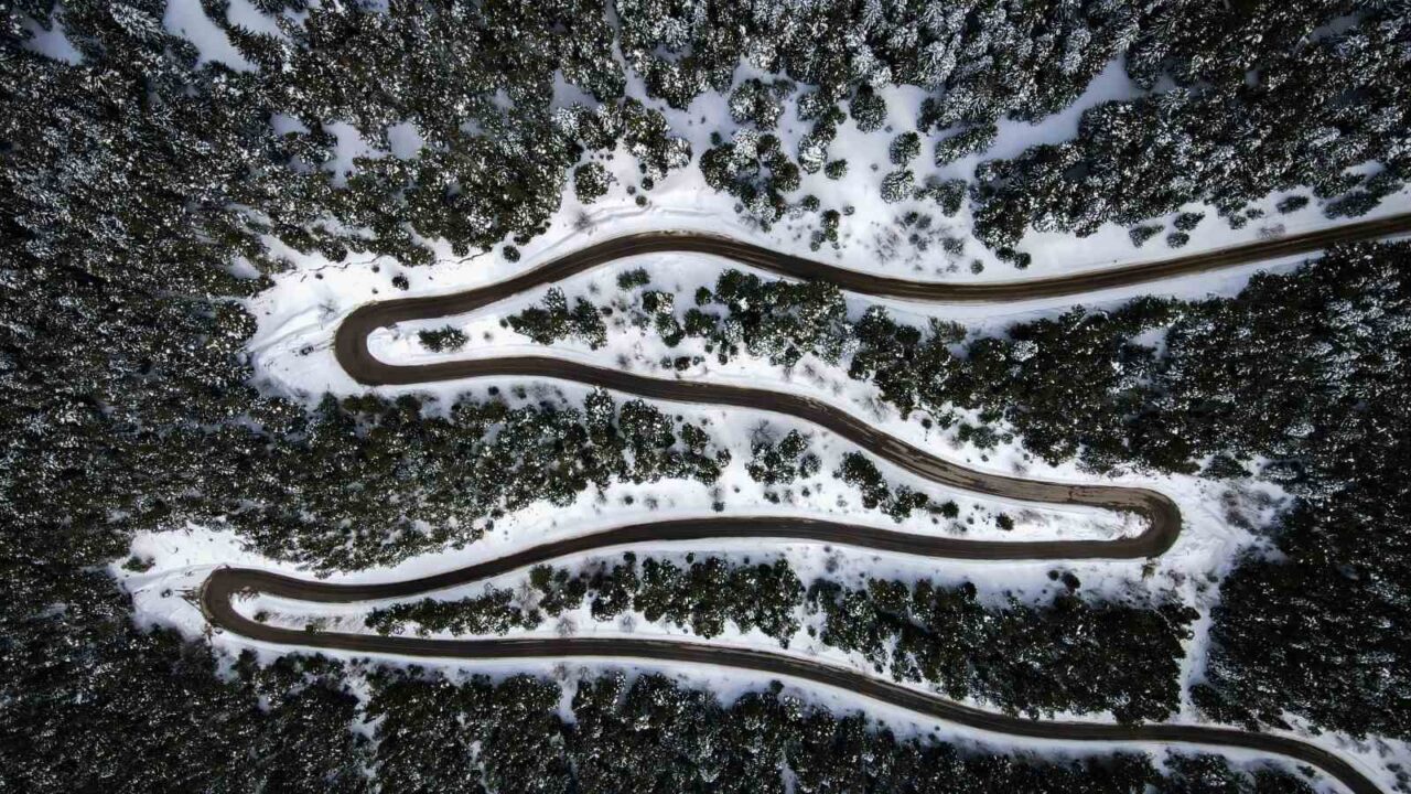 Sahara Geçidi’nin kış manzarası havadan görüntülendi
