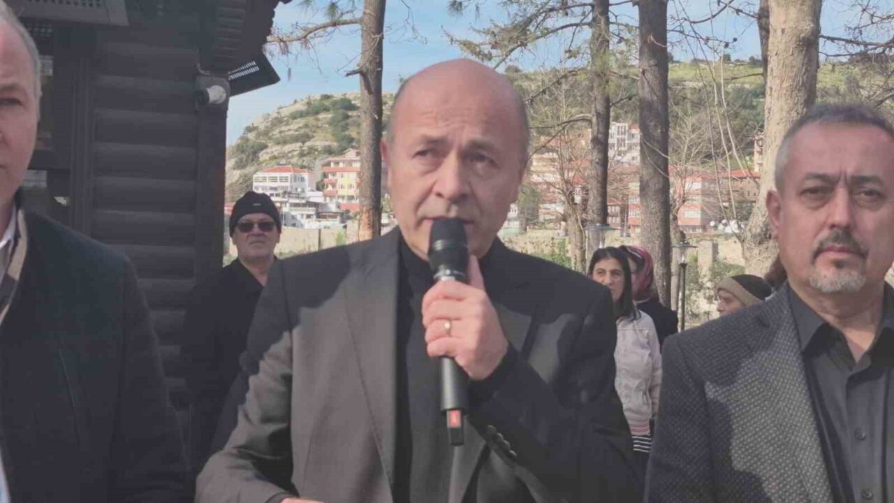 Tarihinde ilk kez hibe edildi, dualarla hizmete girdi