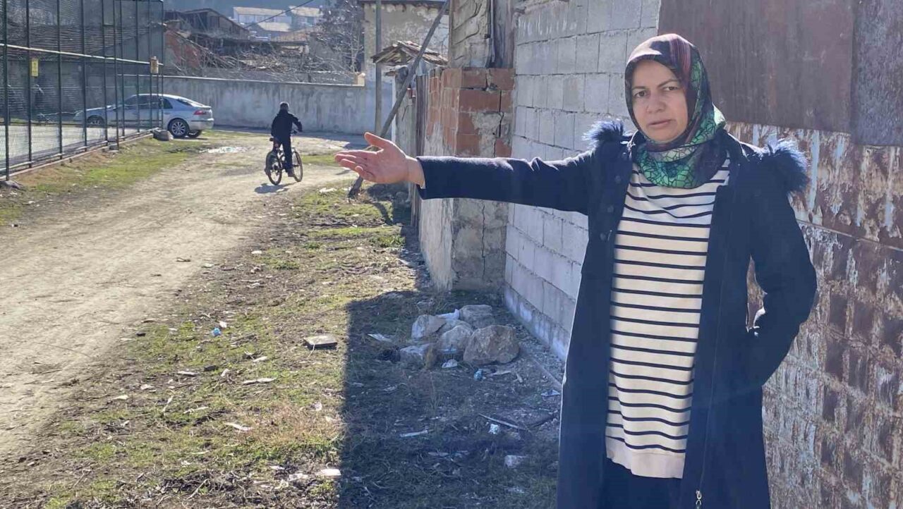 Mahalle sakinlerinden CHP’li Zile Belediyesine acil çözüm çağrısı