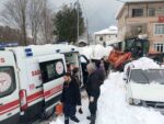 Rize’de hastaya ulaşamayan ambulansın imdadına İl Özel İdare ekipleri yetişti