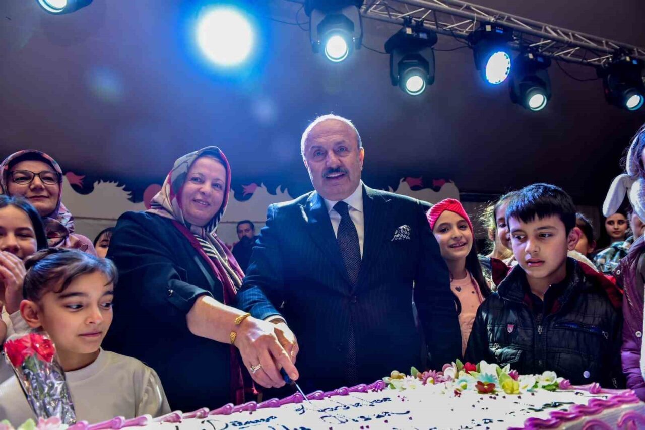 Taşköprü’de kadınlar Dünya Kadınlar Günü’nü erken kutladı, doyasıya eğlendi