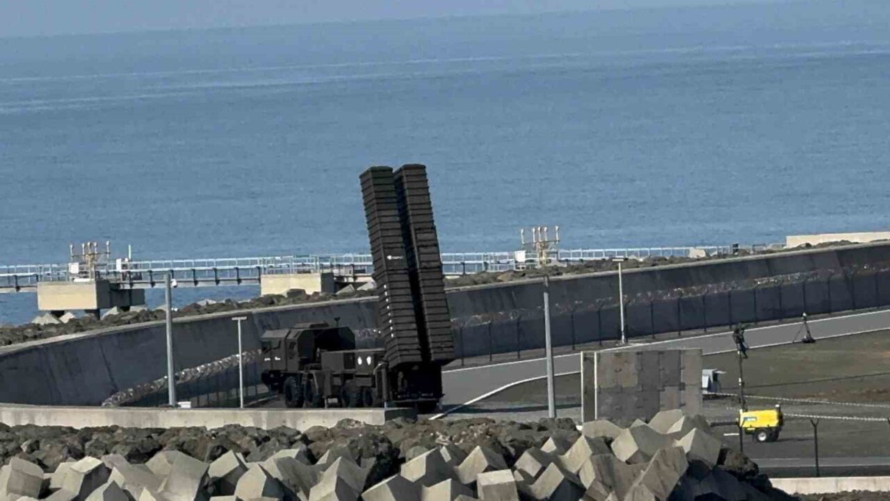 Türkiye’nin yerli balistik füzesi Tayfun’un Rize-Artvin Havalimanı’ndan 3. kez test atışı gerçekleştirildi