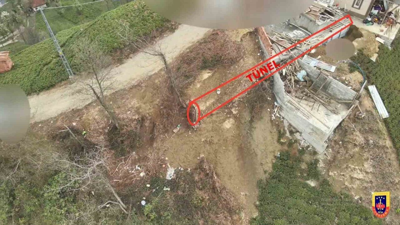 Çamaşır makinesinin altından ‘suç tüneli’ çıktı