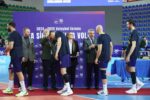 Erkekler Kupa Voley’de şampiyon olan Fenerbahçe kupasını aldı