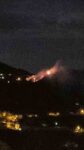 Giresun’un Espiye ilçesinde gece çıkan örtü yangını korkuttu