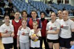 Gümüşhane’de anneler ve kızları voleybol maçında karşı karşıya geldi