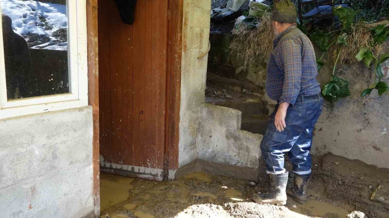 İftar saatinde yaşadıkları heyelanı kıyamete benzettiler