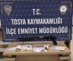 Kastamonu’da bir evde yapılan aramada uyuşturucu yakalandı