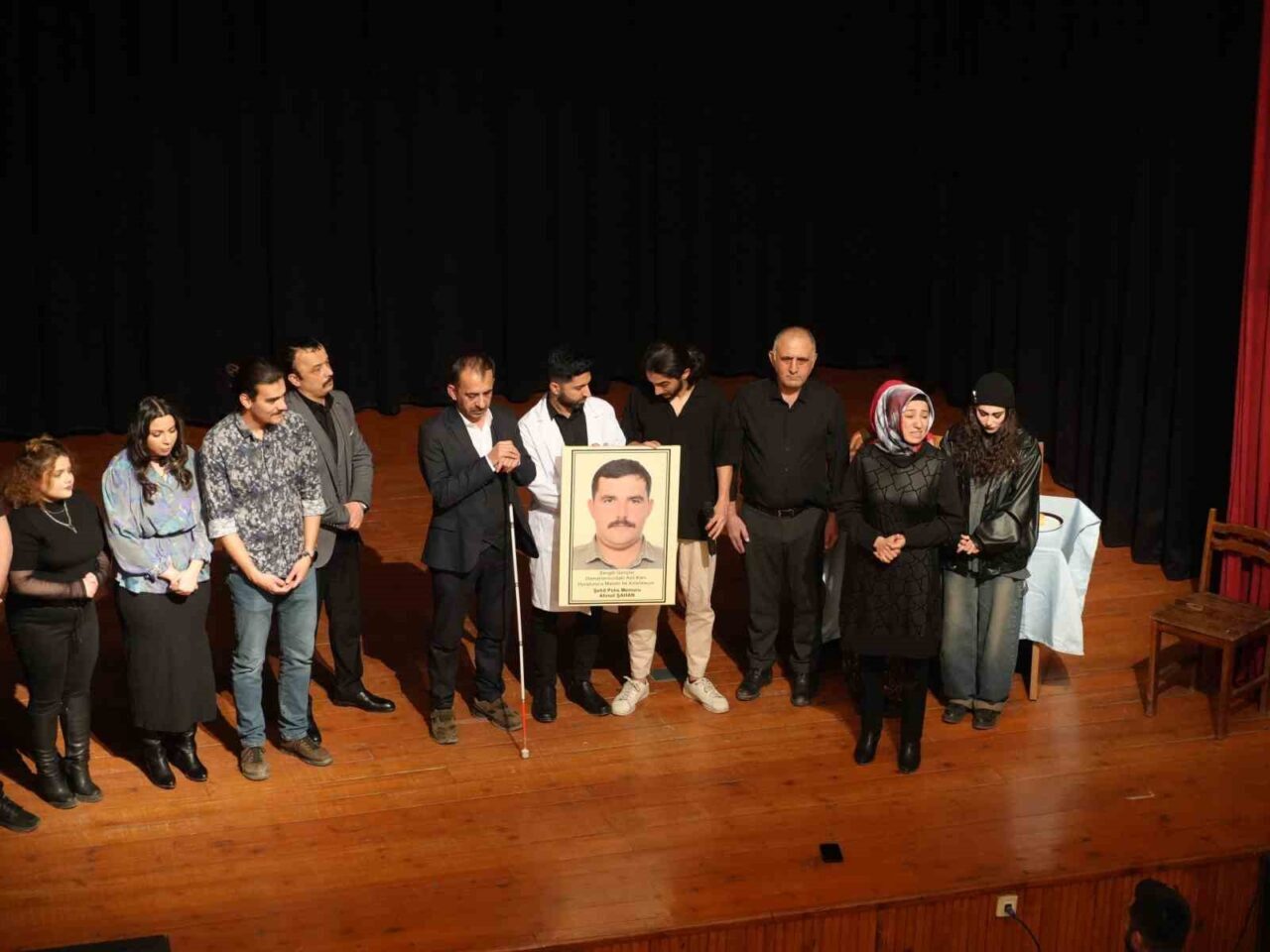 Kastamonu’da şehit düşen narkotik polisi Ahmet Şahan anısına tiyatro oyunu sahnelendi