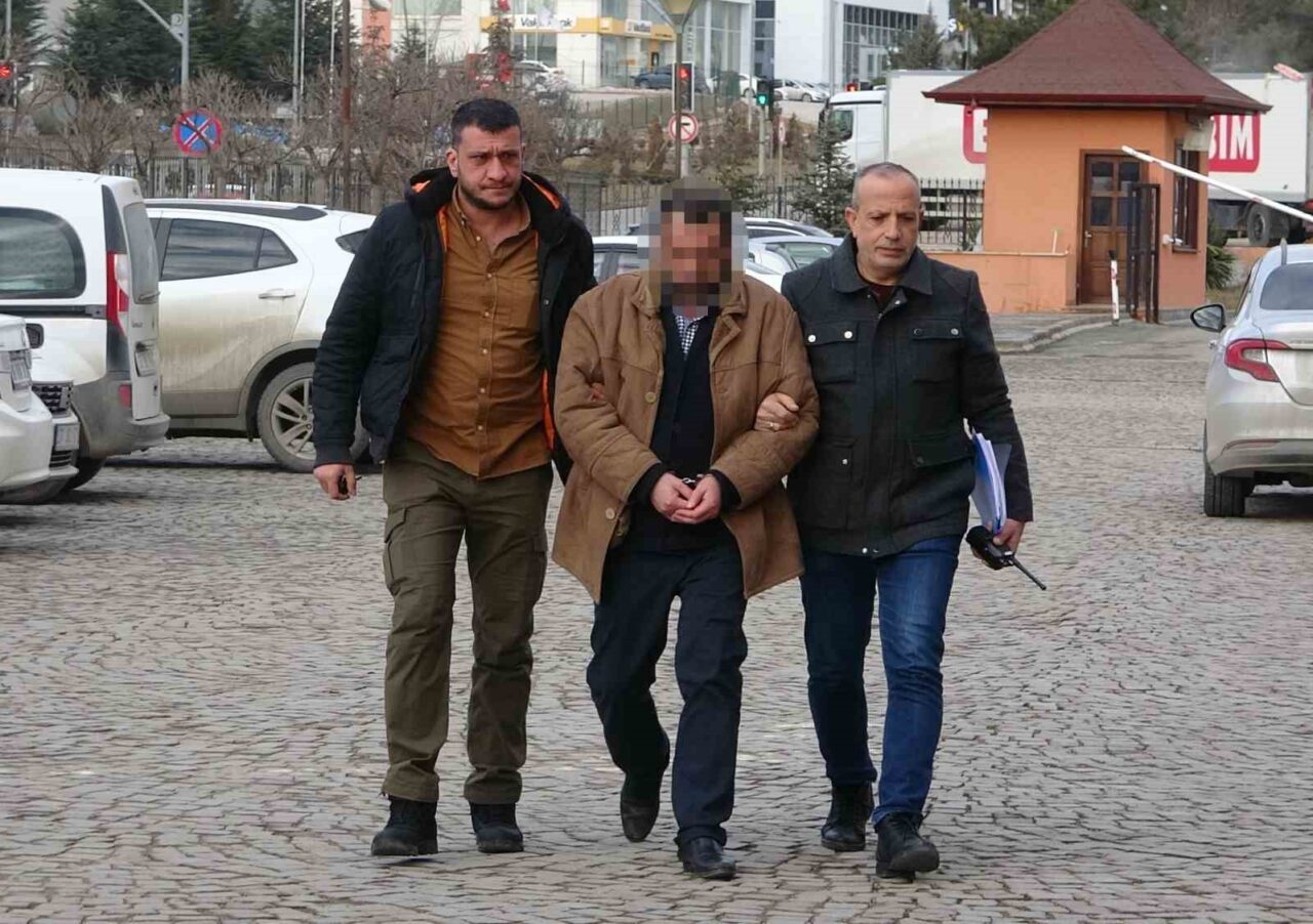 Kastamonu’da yeğenini bıçakla öldüren emekli polis memuru, 18 yıl hapis cezasına çarptırıldı