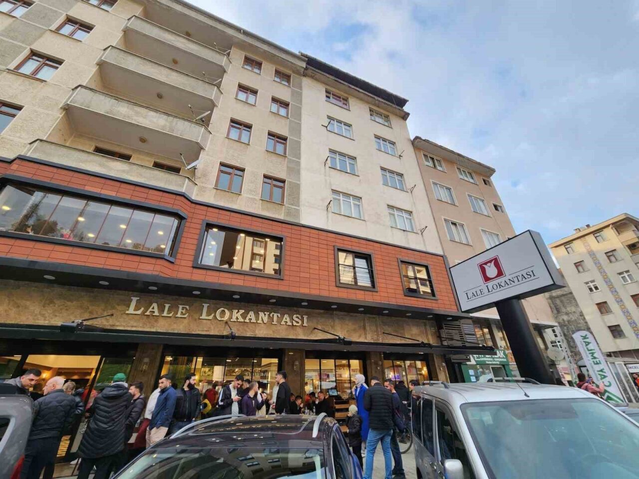 Kuru fasulyesi ile meşhur Lale Lokantası ismini değiştirdi