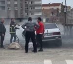 Tofaş-Fiat marka otomobil alev alev yandı