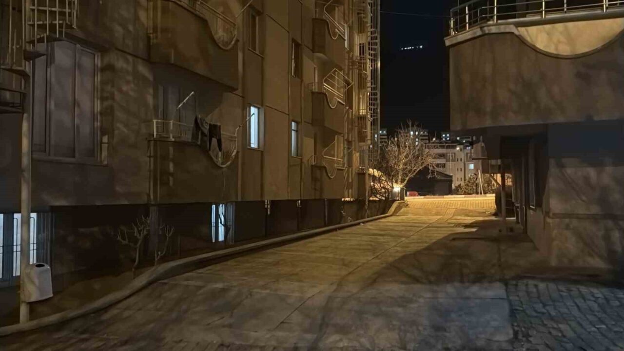 Tokat’ta 6. katın balkonunda düşen 2 yaşındaki çocuk hayatını kaybetti