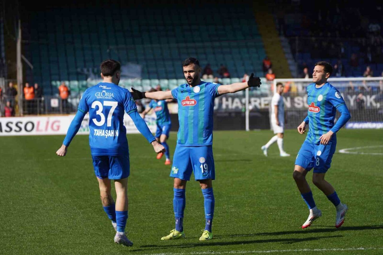 Trendyol Süper Lig: Çaykur Rizespor: 3 - Alanyaspor: 1 (Maç sonucu)