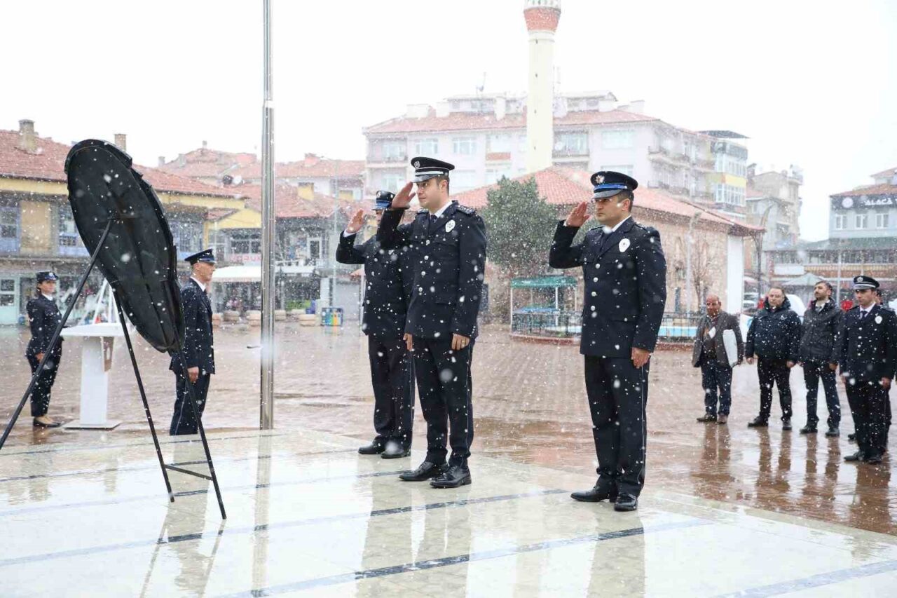 Alaca’da Polis Haftası kutlamaları başladı