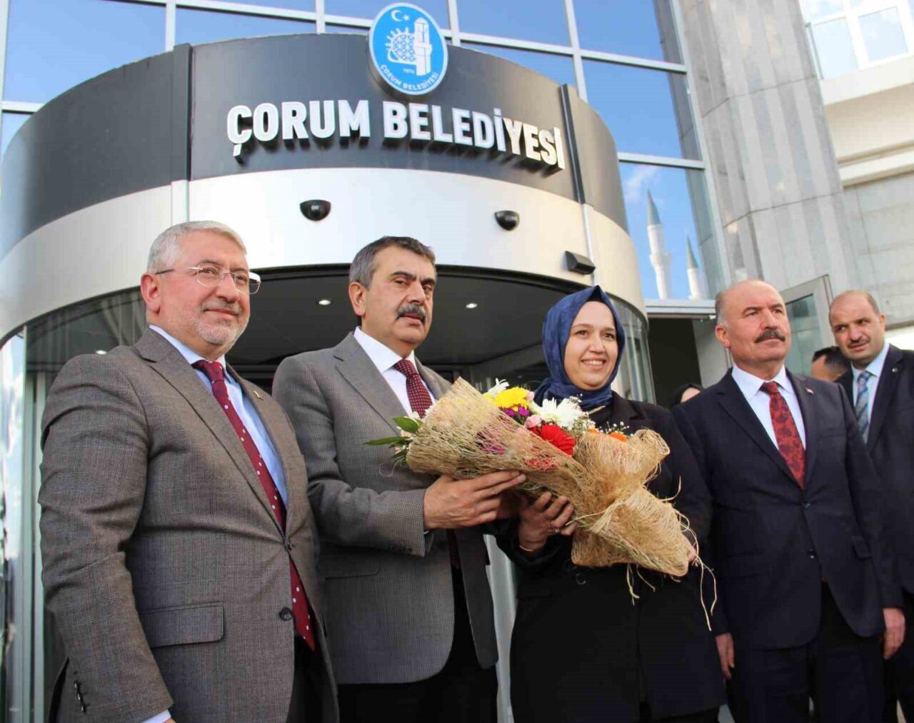 Başkan Aşgın taleplerini Bakan Tekin’e iletti