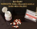Bayburt’ta 18 adet sentetik hap ele geçirildi