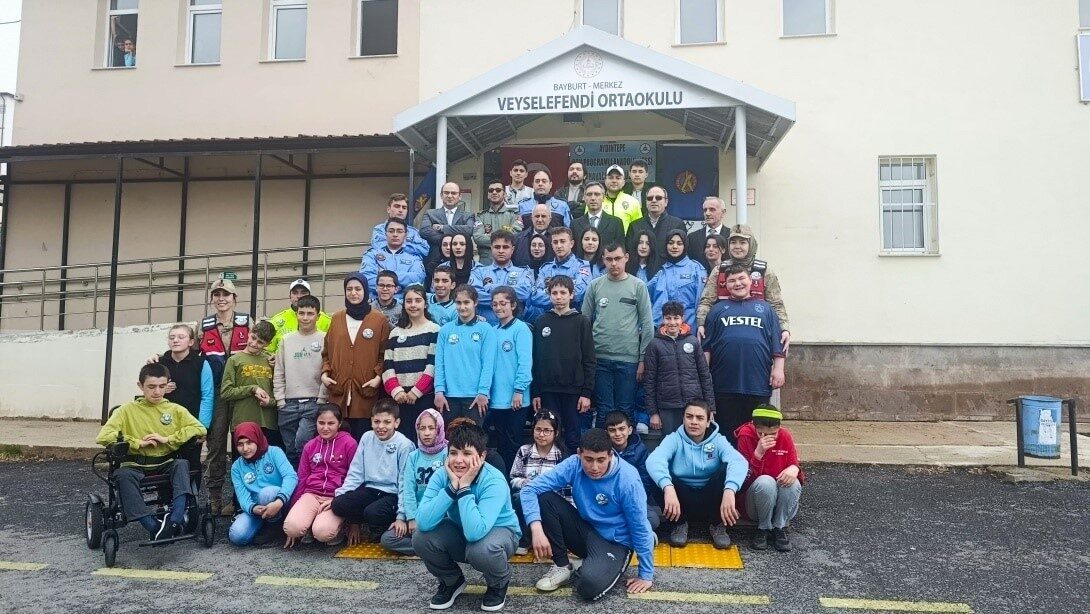 Bayburt’ta "Havacılığa İlk Adım" etkinliği düzenlendi