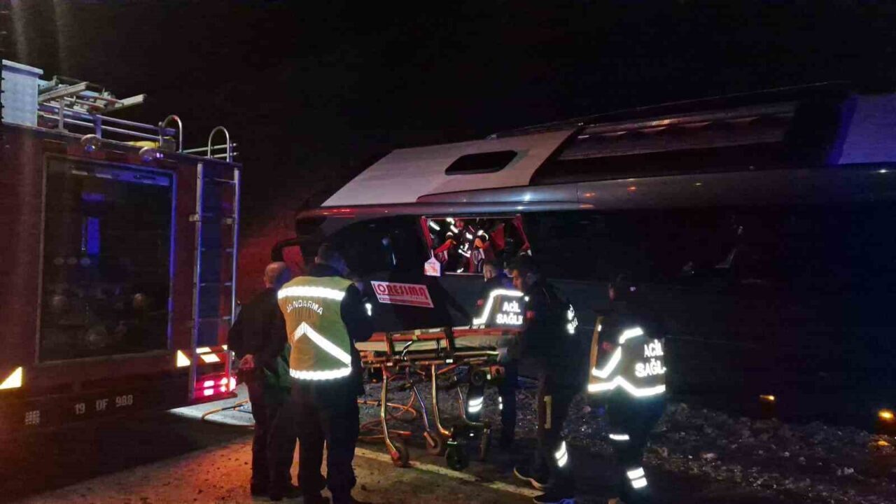 Çorum’da otobüs kazası:  Çok sayıda yaralı var