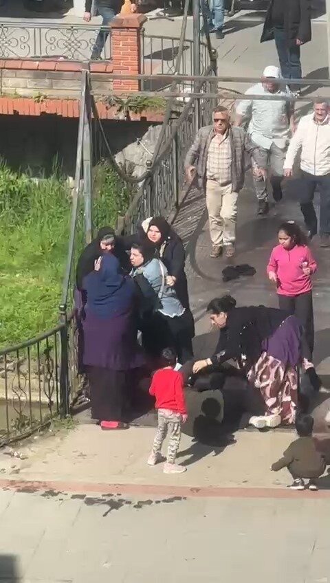 Kadınların kavgasını erkekler ayırdı