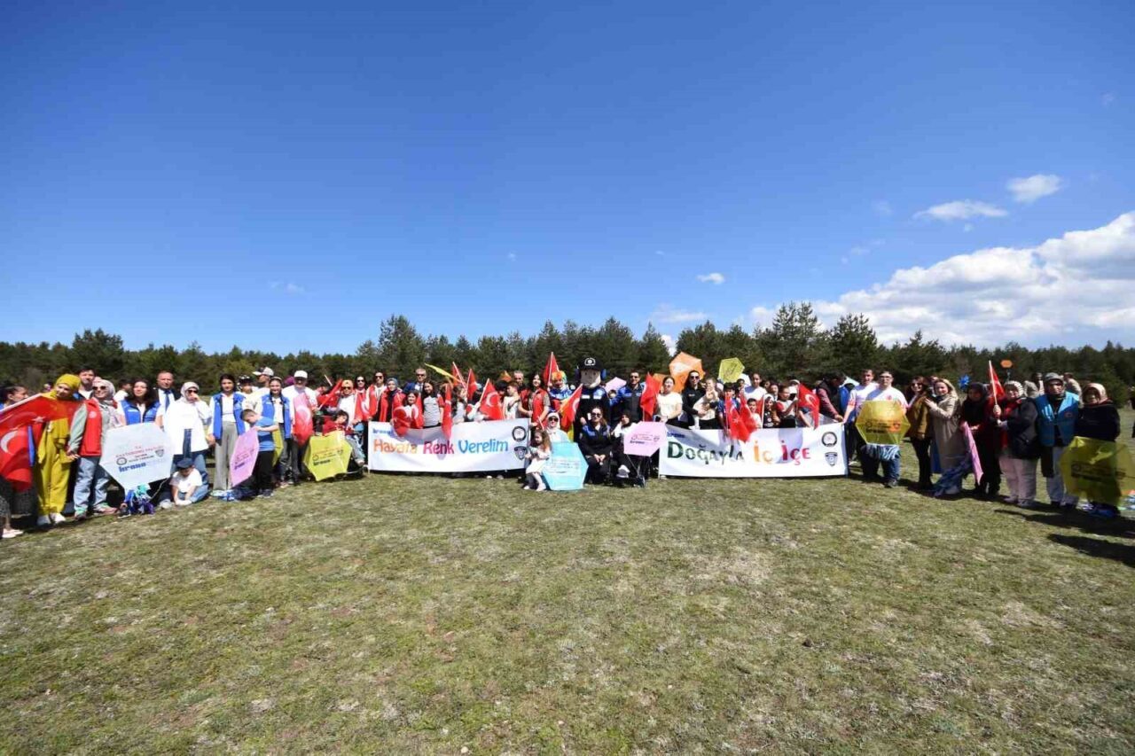 Kastamonu’da çocuklar uçurtma şenliğinde buluştu
