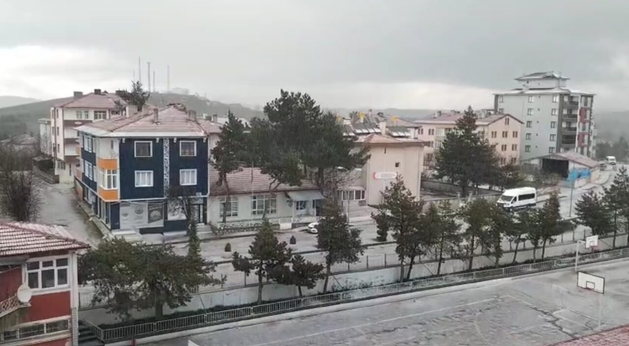 Kastamonu’da dolu yağışı etkili oldu