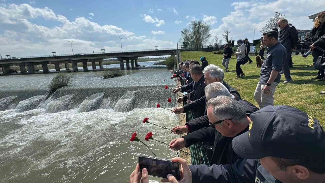 Köprü faciasında hayatını kaybedenler unutulmadı