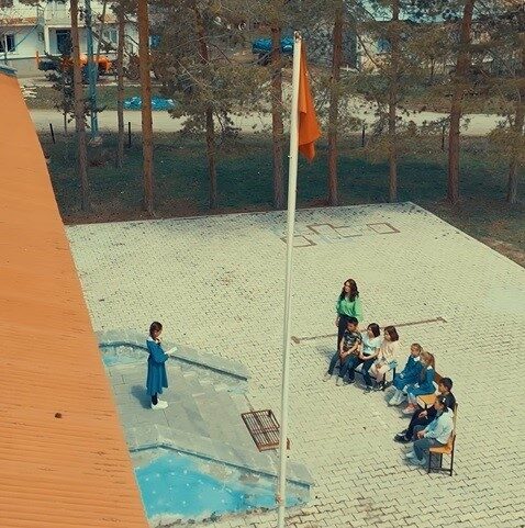 Minik yüreklerden jandarmaya anlamlı şiir: "Köyümüzün kahramanı jandarma"