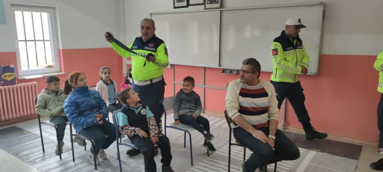 Sinop’ta geleceğin trafik dedektifleri yetişiyor