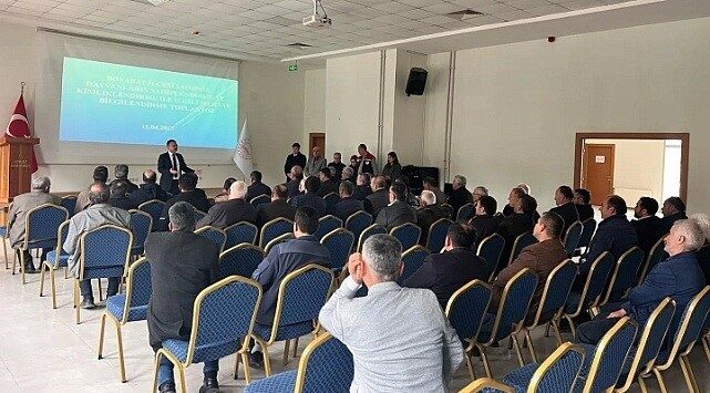 Sinop’ta sahipsiz hayvanlar için çözüm toplantısı