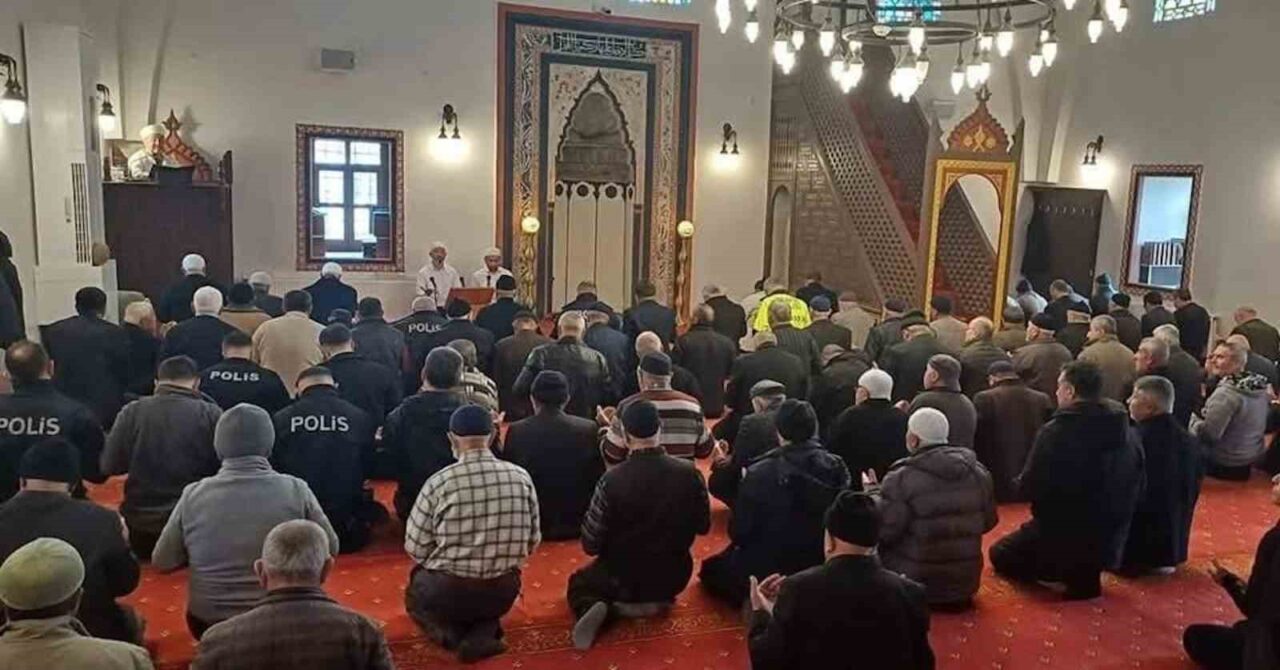 Sungurlu’da Polis Haftası’nda Mevlid-i Şerif programı düzenlendi
