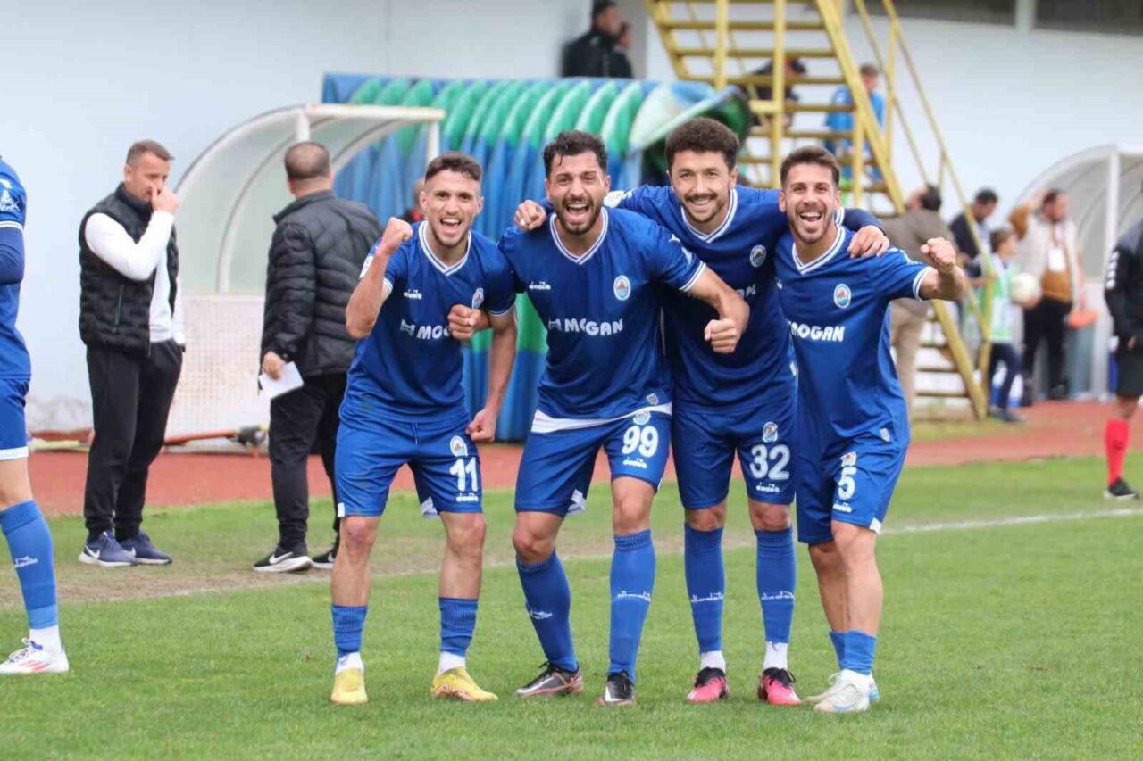 TFF 3. Lig: Pazarspor: 3 - Bayburt Özel İdarespor: 0