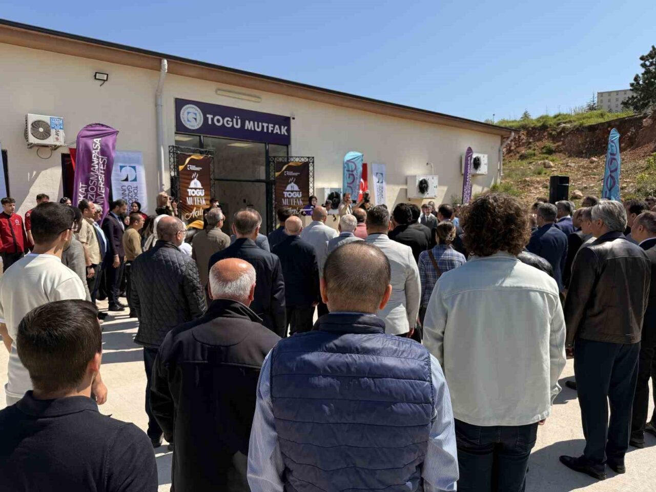 TOGÜ mutfakta öğrenciler üretirken öğrenecek