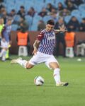 Trendyol Süper Lig : Trabzonspor: 2 - Çaykur Rizespor: 0 (İlk yarı)