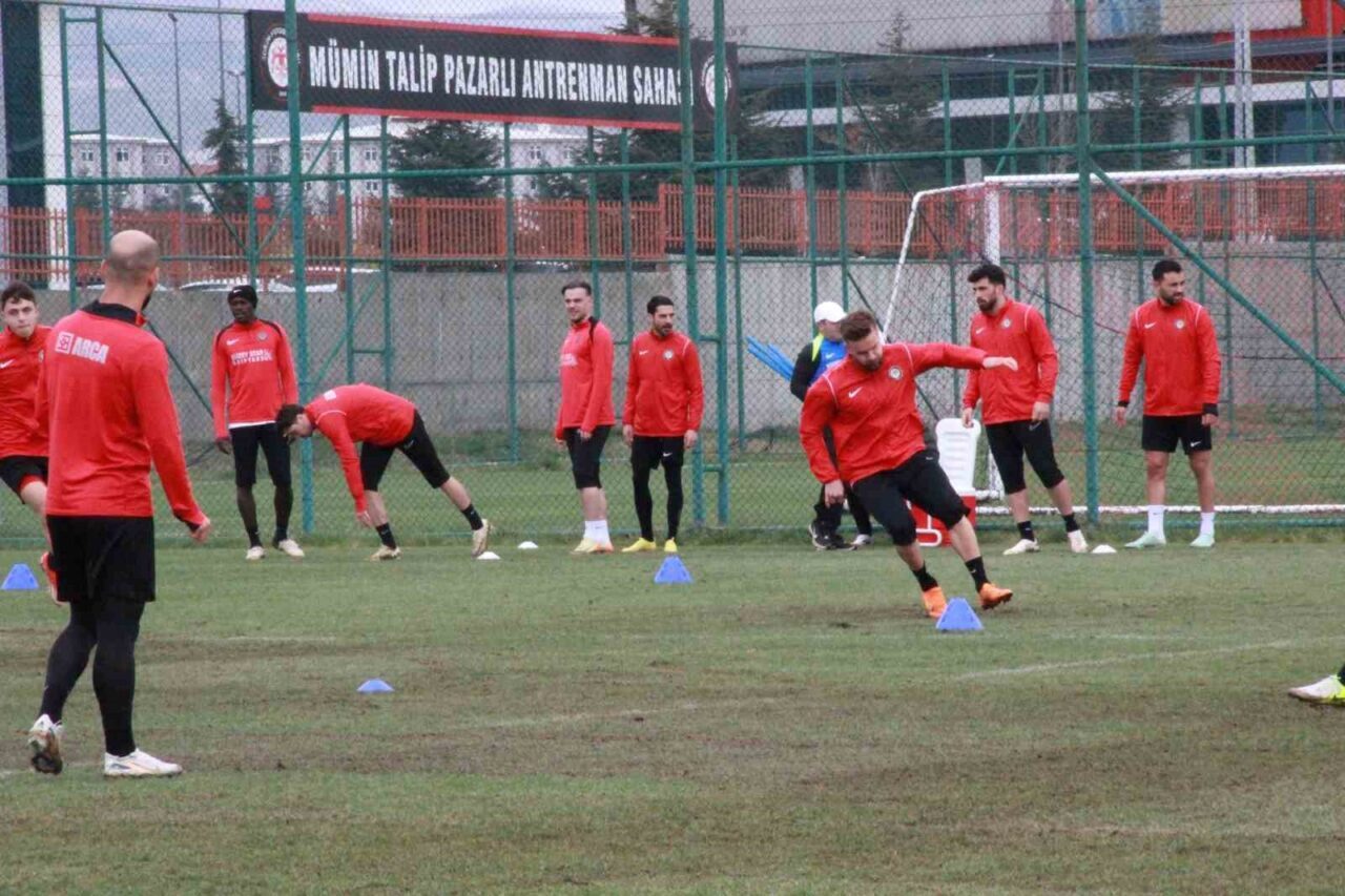 Tuncay Şanlı: "Play-off’un içindeyiz, bu hedeften de kopmak istemiyoruz"