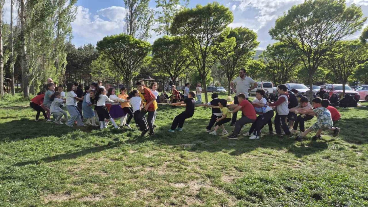Bayburt’ta yıl sonu şenlikleri devam ediyor