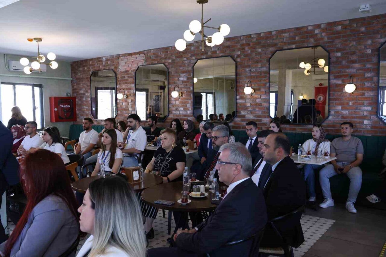 BEUN Bilim İletişimi Ofisinin Hazırladığı "5 Soru-5 Cevap Bilim Söyleşileri" Programı "Finansal Okuryazarlık" alt başlığıyla gerçekleştirildi