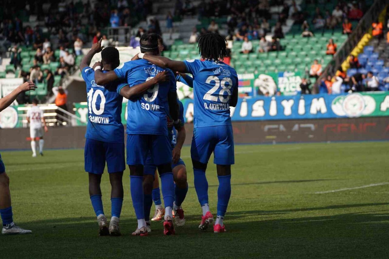 Çaykur Rizespor, Süper Lig’de 800. maçına çıktı