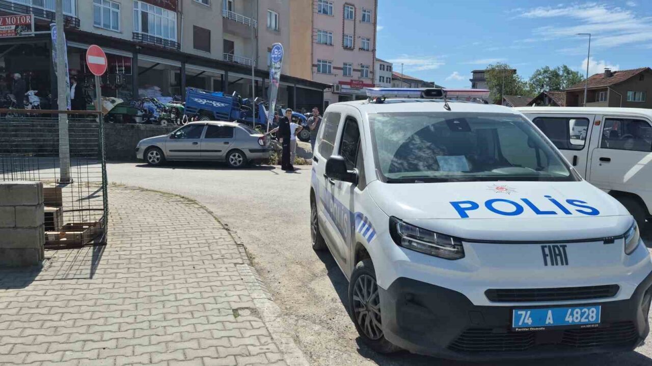 Feci kaza anı kamerada