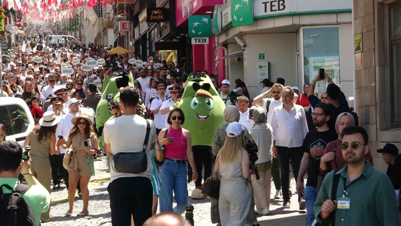 Giresun’da Yeşil Lezzetler Festivali, renkli görüntüleriyle büyük ilgi gördü