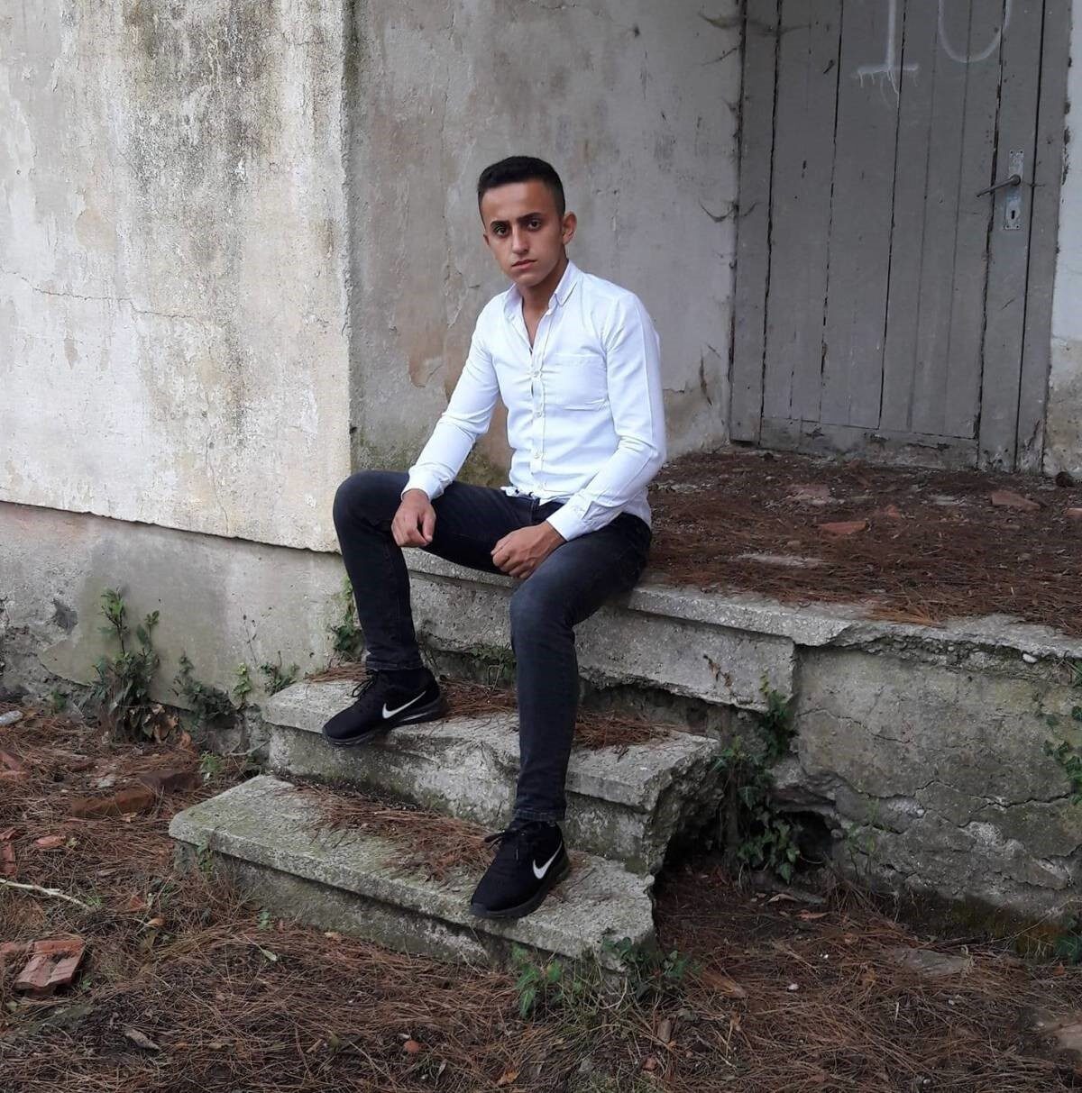 Kayıp olarak aranan genç, silahla vurulmuş halde bulundu