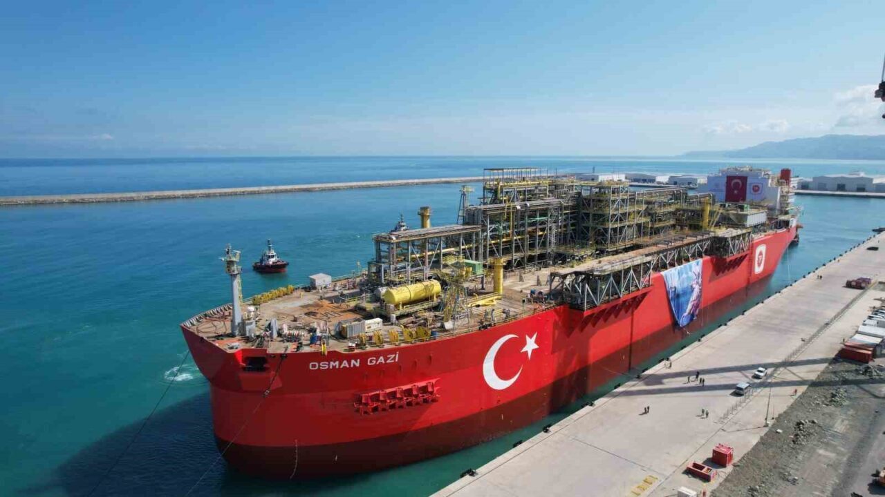 Osman Gazi Gemisi Filyos Limanı’nda